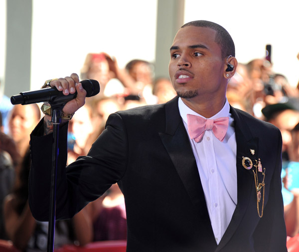 Chris Brown Shuts Rockefeller Plaza Down at the ‘Today Show’