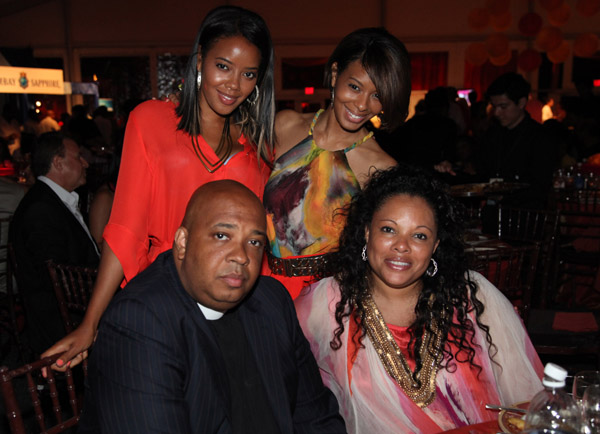 Mary J. Blige, Taraji P. Henson and more Join Simmons Family for Charity Event