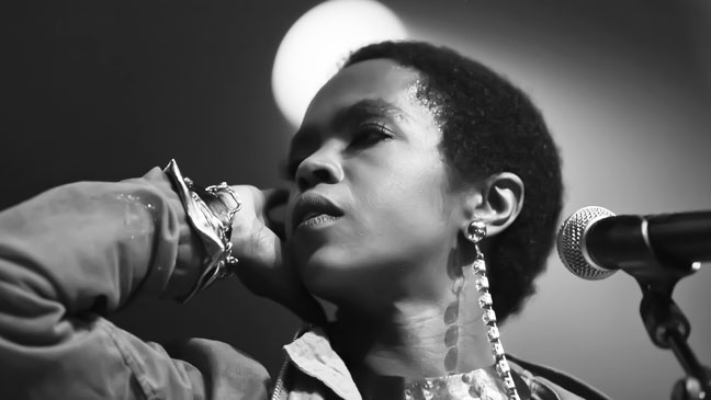 Fugees Feud: Lauryn Hill Finally Responds Back To Wyclef’s Book Claims of Their Relationship, Calling Him a Pawn!