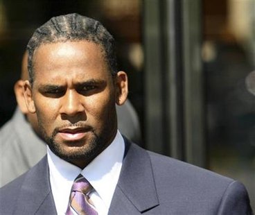 Bank moves to foreclose on R. Kelly’s Chicago mansion