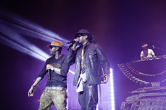 (VIDEO) @2Chainz Takes Over South Beach.. Brings Out @LilTuneChi & @KingJames