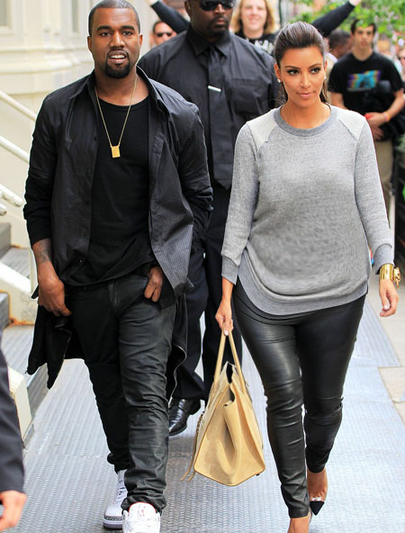 Kim Kardashian and Kanye West expecting baby