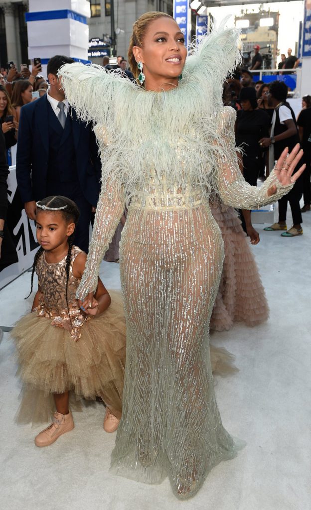 Beyonce, right, and Blue Ivy arrive at the MTV Video Music Awards at Madison Square Garden on Sunday, Aug. 28, 2016, in New York. (Photo by Chris Pizzello/Invision/AP)